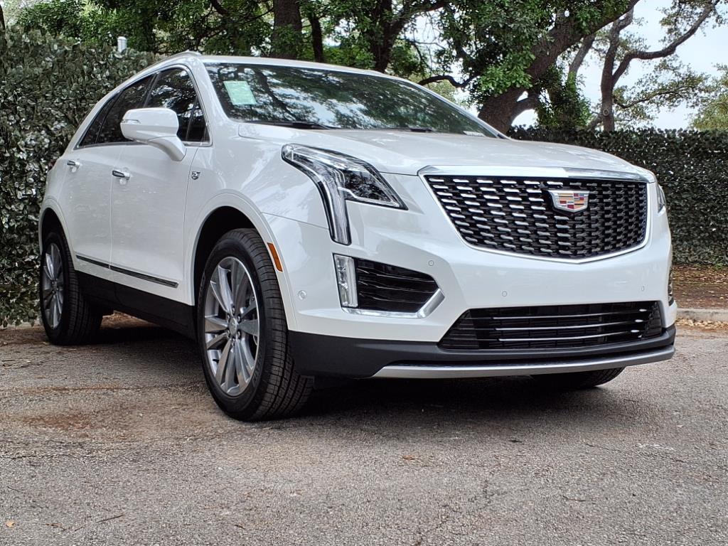 Thumbnail image of 2025 Cadillac XT5 at Sewell Cadillac Of San Antonio