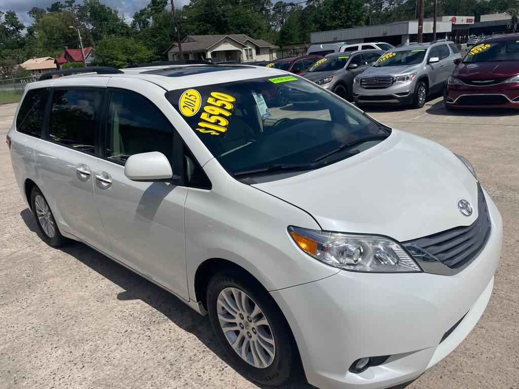 Thumbnail image of 2015 Toyota Sienna at IMPERIAL AUTO SALES, INC.