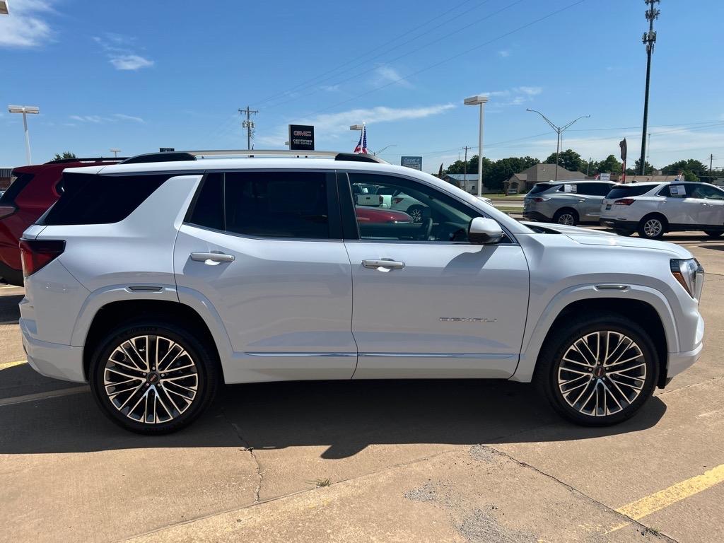 Thumbnail image of 2026 GMC Terrain at Janzen Gmc