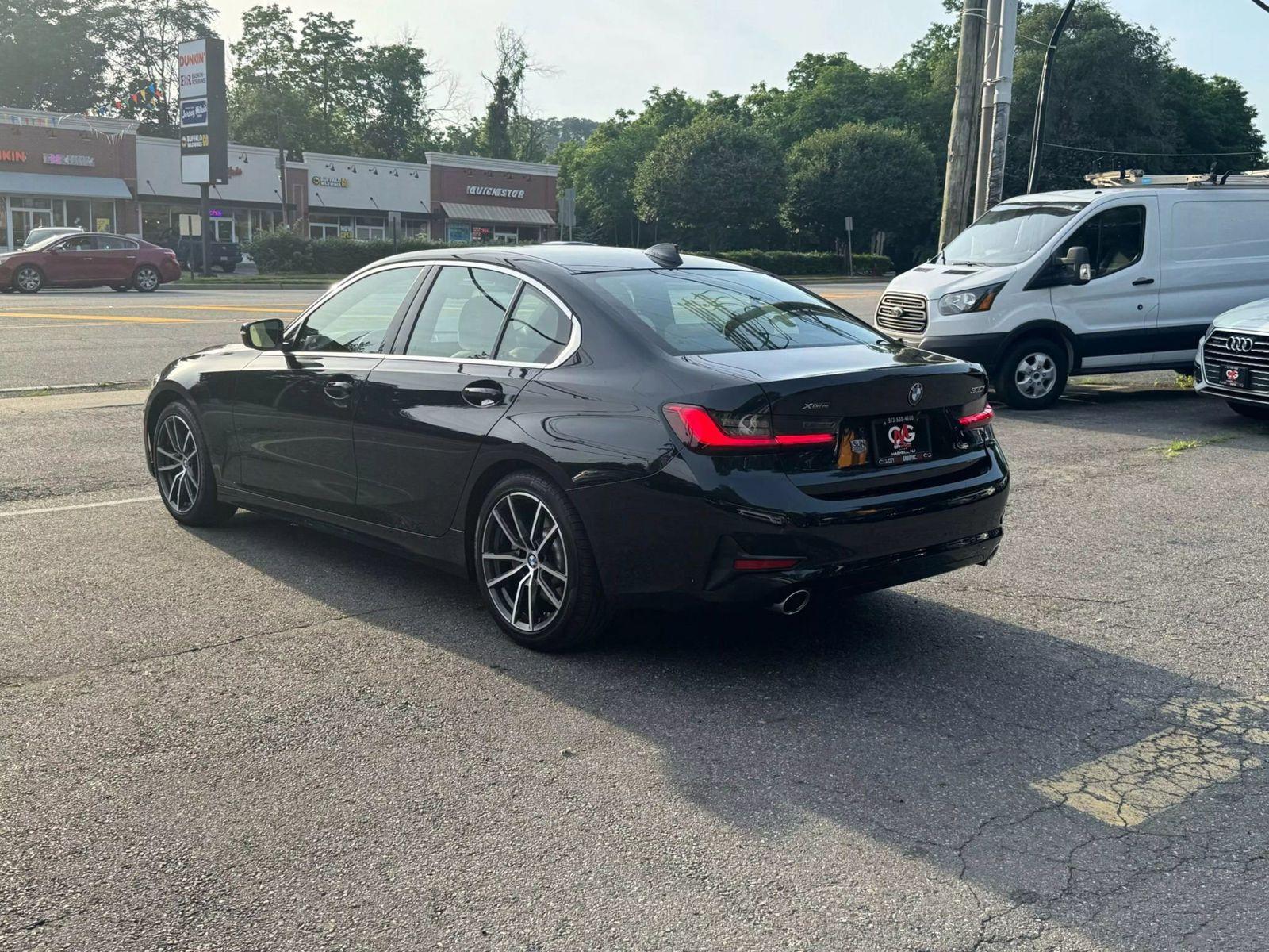 Thumbnail image of 2019 BMW 3 Series at City Motor Group Inc.