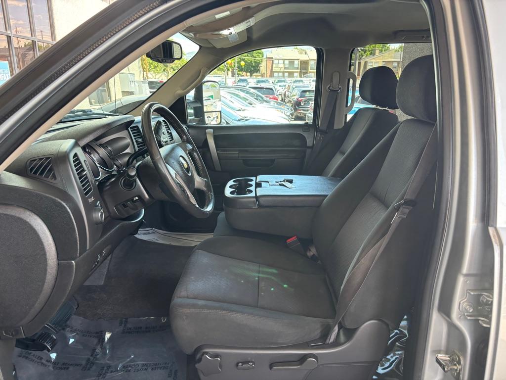 Thumbnail image of 2013 Chevrolet Silverado 3500HD at 712 AUTO SALES
