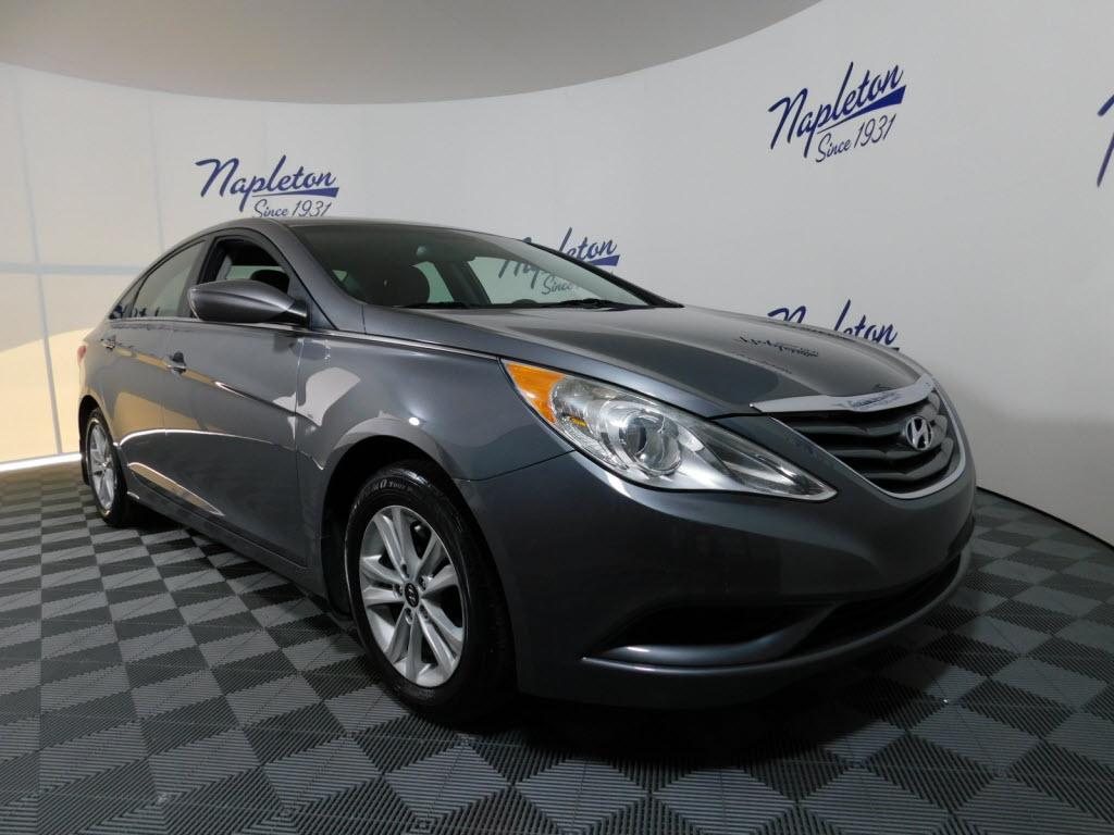 Thumbnail image of 2012 Hyundai SONATA at Napleton Northlake Hyundai