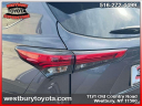 Thumbnail image of 2022 Toyota Highlander at Westbury Toyota Scion