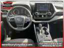 Thumbnail image of 2022 Toyota Highlander at Westbury Toyota Scion