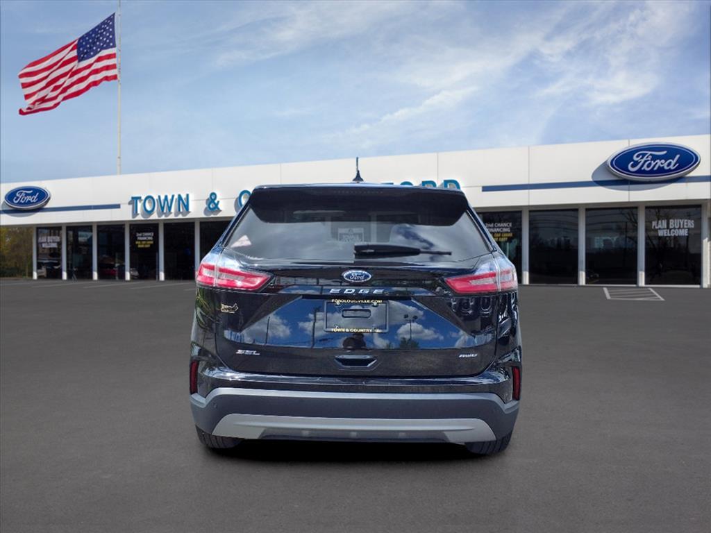 Thumbnail image of 2024 Ford Edge at Town And Country Ford - Louisville