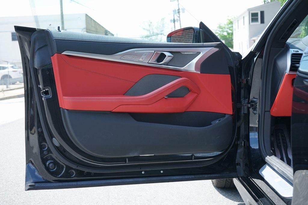 Thumbnail image of 2022 BMW 8 Series at Auto Expo Store