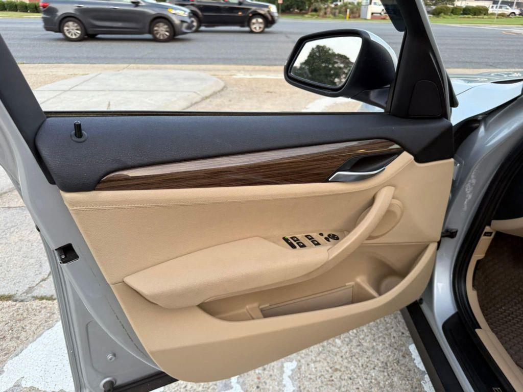 Thumbnail image of 2013 BMW X1 at BAHIA AUTO COMPANY