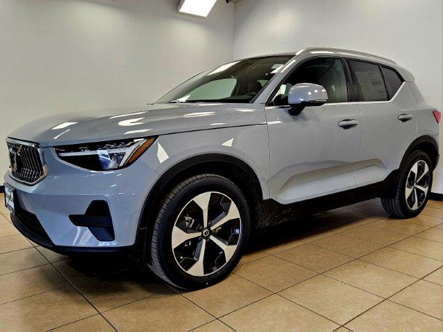 Thumbnail image of 2025 Volvo XC40 at Dean Team Volvo - New