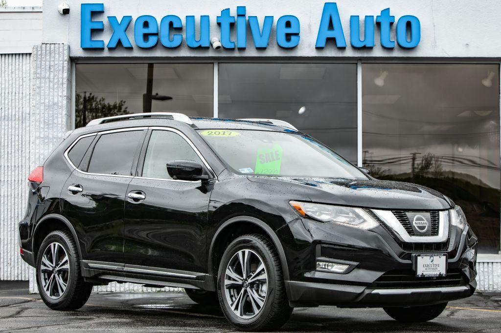Thumbnail image of 2017 Nissan Rogue at EXECUTIVE AUTO SALES