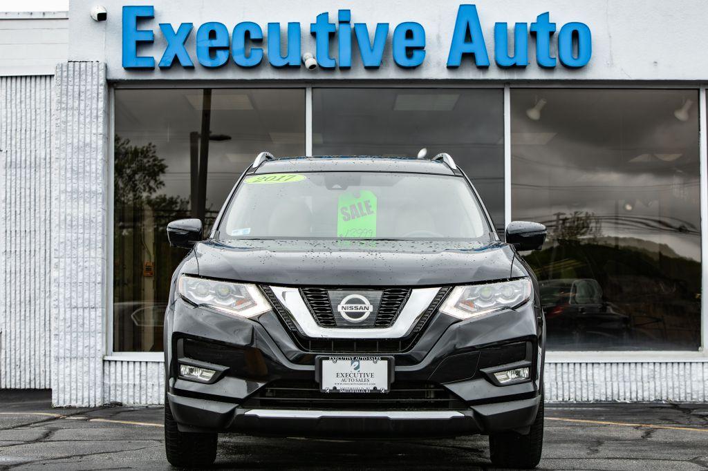 Thumbnail image of 2017 Nissan Rogue at EXECUTIVE AUTO SALES