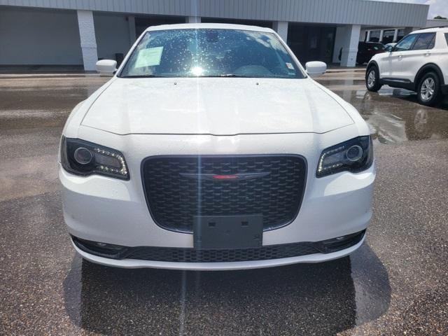 Thumbnail image of 2022 Chrysler 300 at Gary Smith Ford