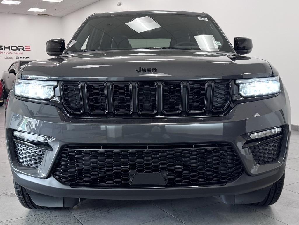 Thumbnail image of 2025 Jeep Grand Cherokee at South Shore Chrysler Dodge Jeep RAM