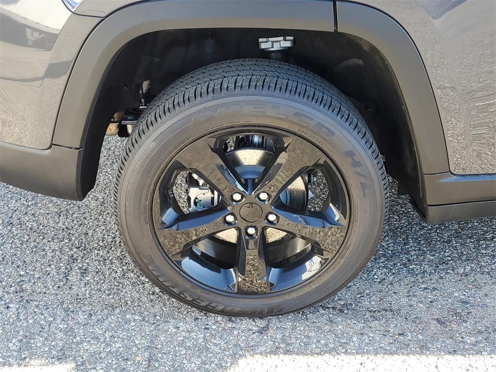 Thumbnail image of 2025 Jeep Grand Cherokee at McDonald Chrysler Dodge Jeep Ram
