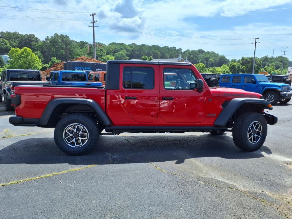 Thumbnail image of 2025 Jeep Gladiator at Gary Mathews Motors