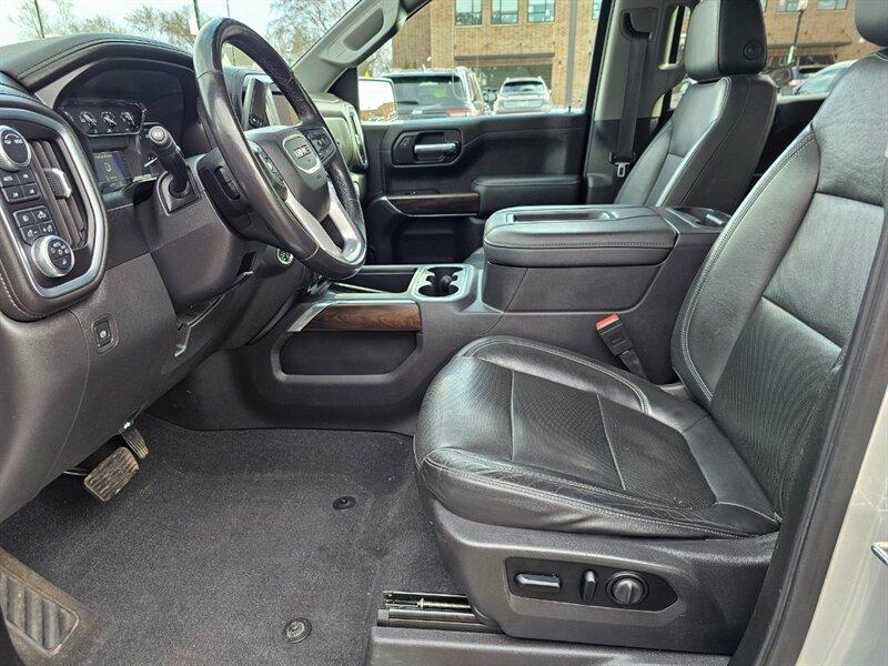 Thumbnail image of 2020 GMC Sierra 1500 at De Pere Auto Center