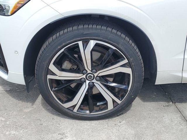 Thumbnail image of 2022 Volvo XC60 at Gunther Volvo Cars Coconut Creek - Used