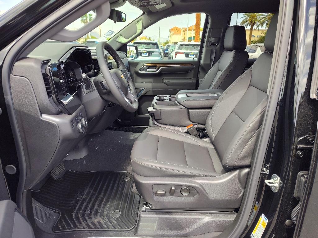 Thumbnail image of 2025 Chevrolet Silverado 1500 at Team Chevrolet