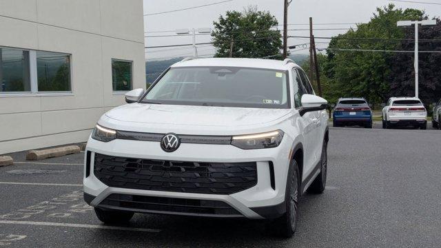 Thumbnail image of 2025 Volkswagen Tiguan at Ciocca VW