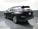 Thumbnail image of 2022 Toyota Highlander at Plaza Honda