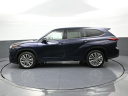 Thumbnail image of 2022 Toyota Highlander at Plaza Honda