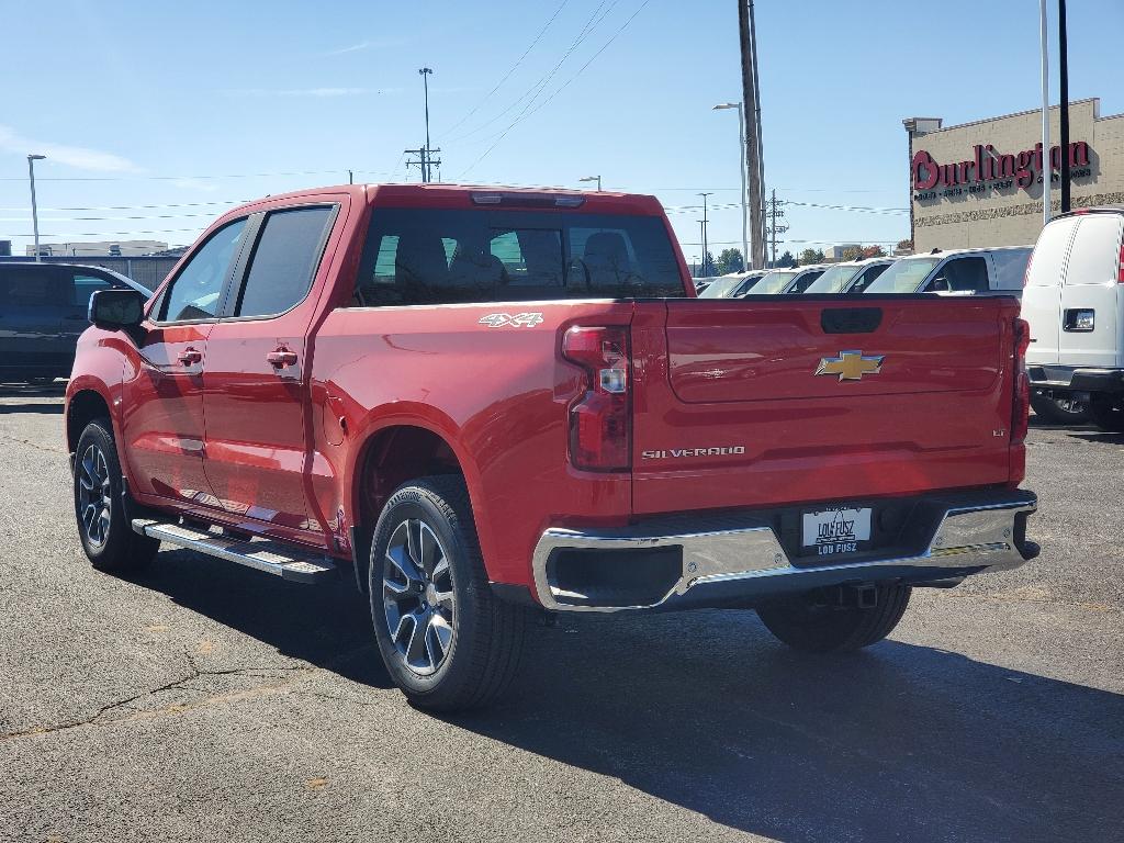 Thumbnail image of 2025 Chevrolet Silverado 1500 at Lou Fusz Chevrolet