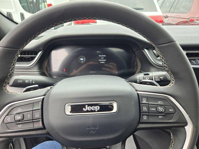 Thumbnail image of 2023 Jeep Grand Cherokee at Garden City Chrysler Jeep Dodge - Used