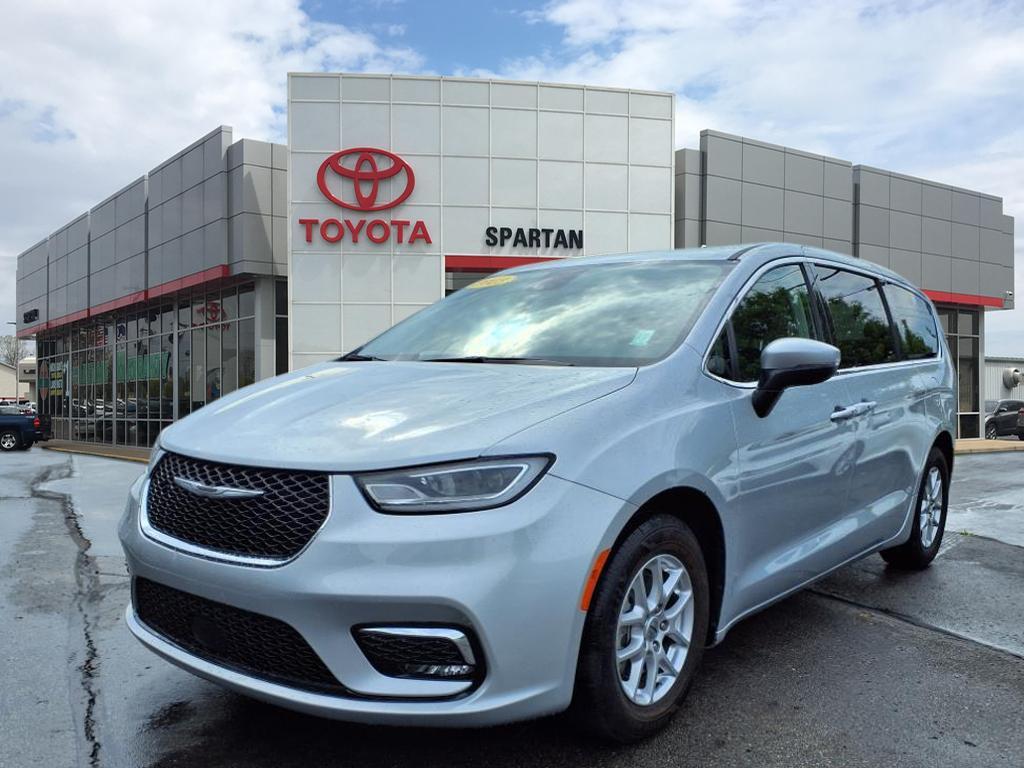 Thumbnail image of 2023 Chrysler Pacifica at Spartan Toyota