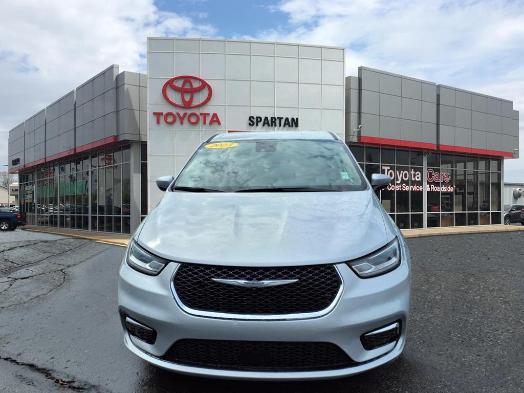 Thumbnail image of 2023 Chrysler Pacifica at Spartan Toyota