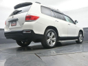 Thumbnail image of 2013 Toyota Highlander at New Rochelle Toyota