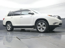 Thumbnail image of 2013 Toyota Highlander at New Rochelle Toyota