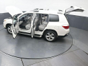 Thumbnail image of 2013 Toyota Highlander at New Rochelle Toyota