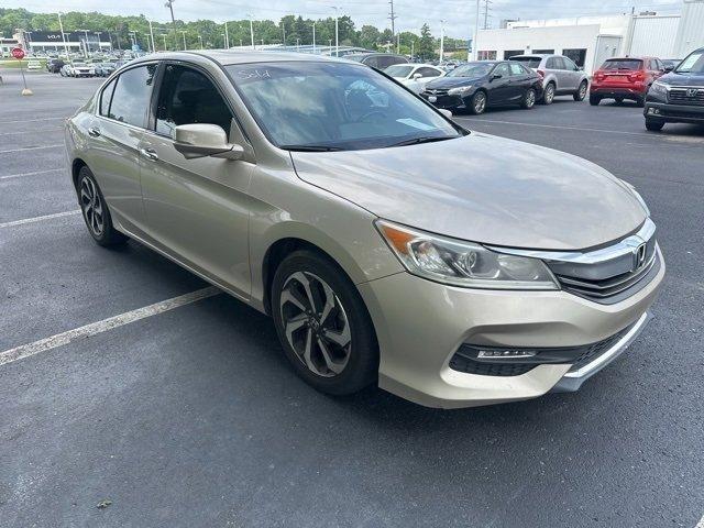 Thumbnail image of 2017 Honda Accord at PerformanceHonda of Fairfield, OH