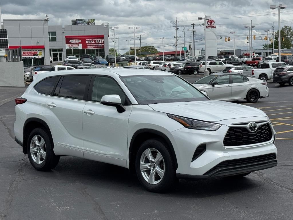 Thumbnail image of 2023 Toyota Highlander at Joseph Toyota Of Cincinnati