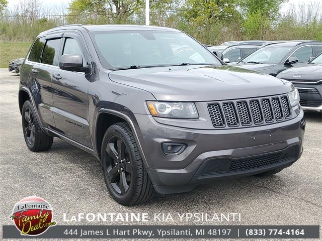 Thumbnail image of 2015 Jeep Grand Cherokee at LaFontaine Kia