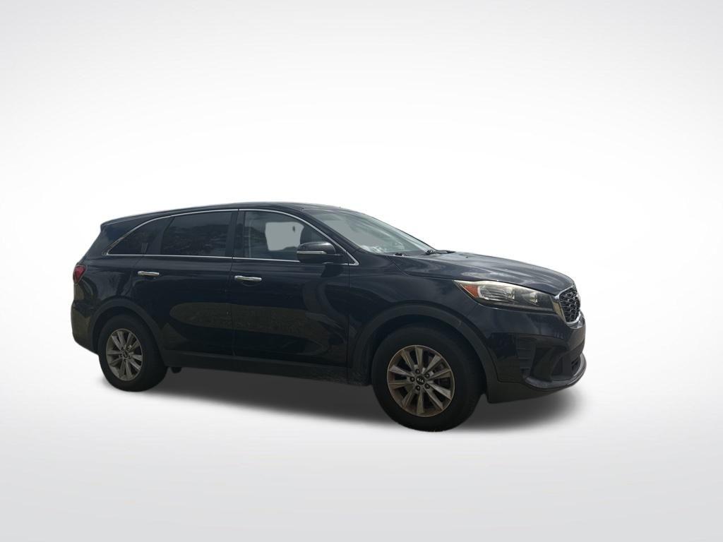 Thumbnail image of 2019 Kia Sorento at Sunrise Volkswagen of Fort Pierce