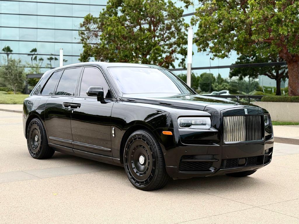 Thumbnail image of 2019 Rolls-Royce Cullinan at PRO MOTORCARS