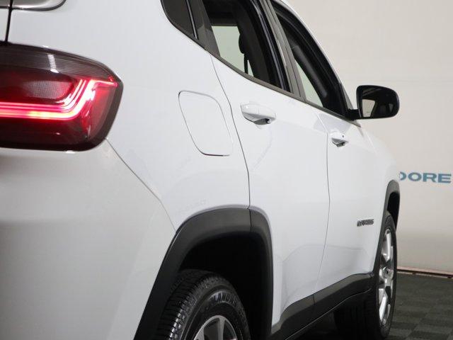 Thumbnail image of 2022 Jeep Compass at DavisMooreChryslerDodgeJeepUSED of Wichita, KS