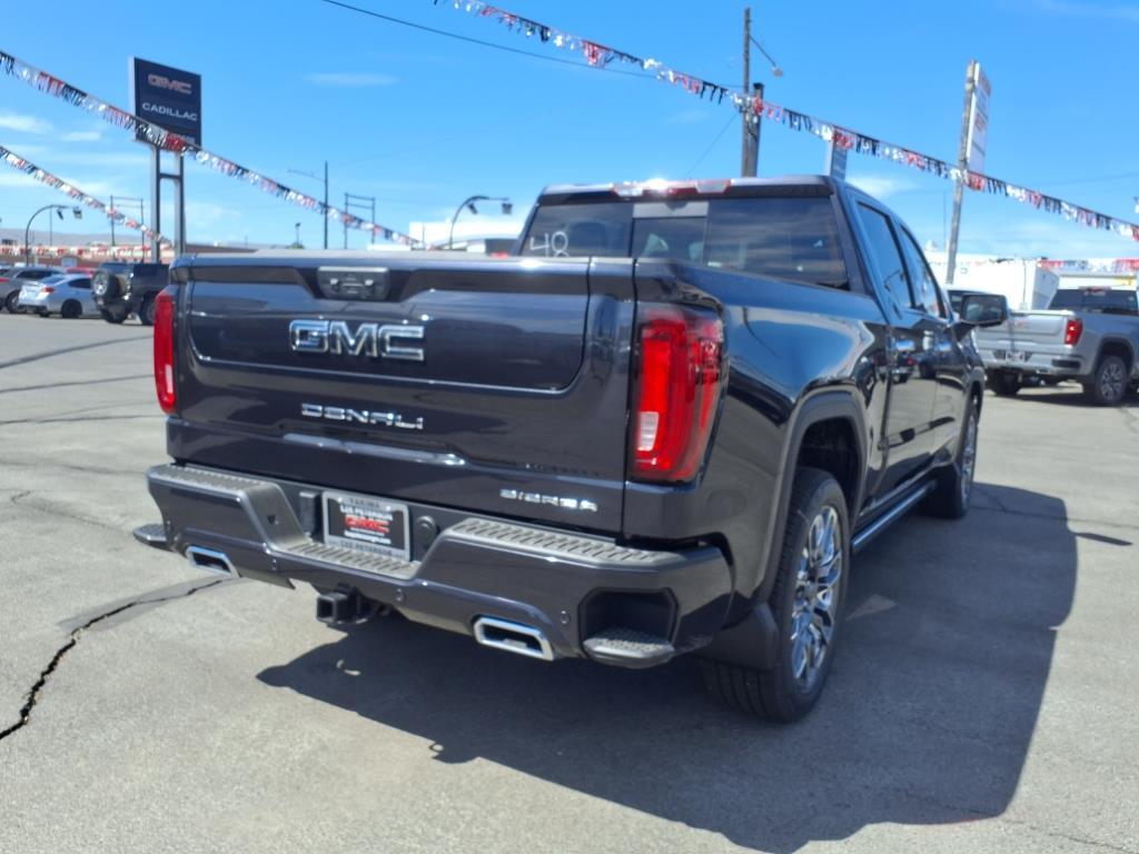 Thumbnail image of 2025 GMC Sierra 1500 at Lee Peterson