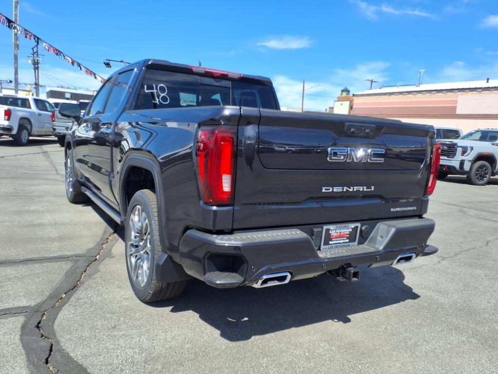 Thumbnail image of 2025 GMC Sierra 1500 at Lee Peterson