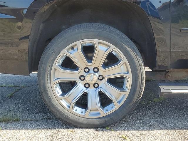 Thumbnail image of 2016 Chevrolet Suburban at Milnes Chevrolet, Inc.