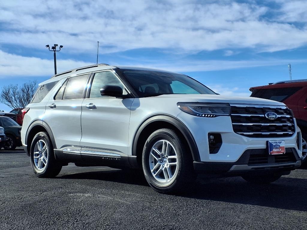 Thumbnail image of 2025 Ford Explorer at Sykora Family Ford