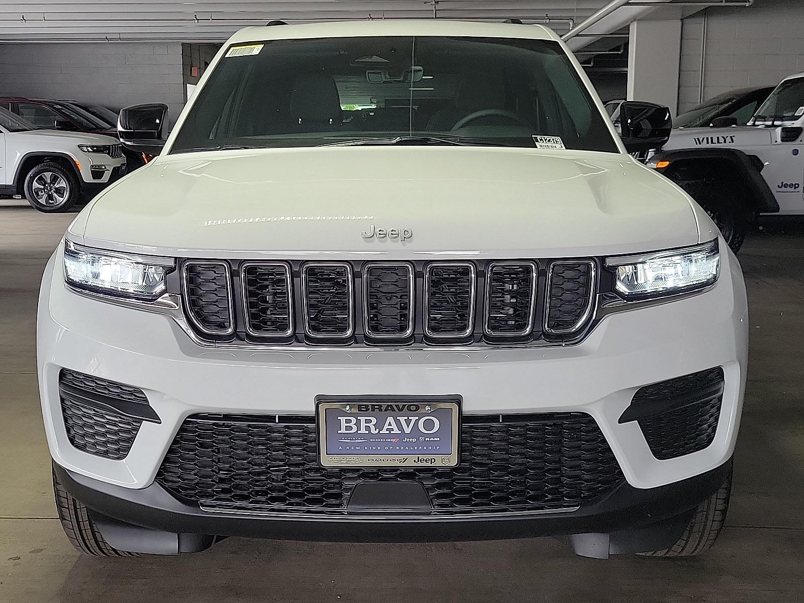Thumbnail image of 2025 Jeep Grand Cherokee at Wetzel Chevrolet