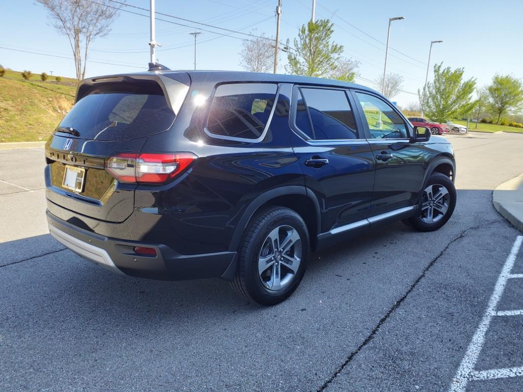 Thumbnail image of 2025 Honda Pilot at Gallatin Honda