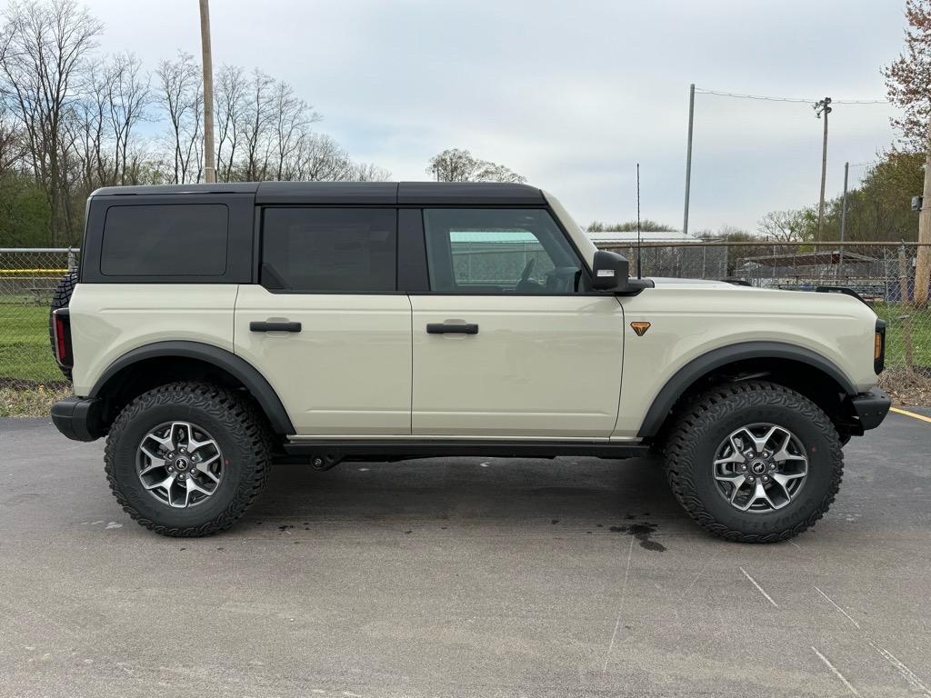 Thumbnail image of 2025 Ford Bronco at Larson Motor Group