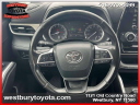 Thumbnail image of 2022 Toyota Highlander at Westbury Toyota Scion