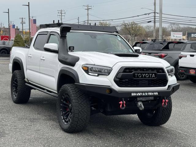 Thumbnail image of 2020 Toyota Tacoma at Riverhead Auto Mall