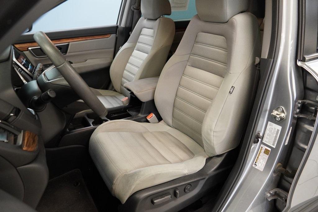Thumbnail image of 2017 Honda CR-V at Serpentini Chevrolet of Strongsville