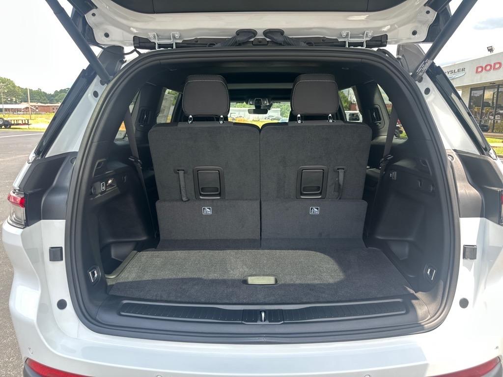 Thumbnail image of 2025 Jeep Grand Cherokee L at Griffis Chry-Dodge-Jeep