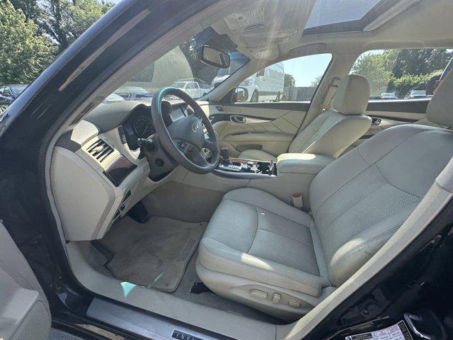 Thumbnail image of 2019 INFINITI Q70L at Absolute Auto Center