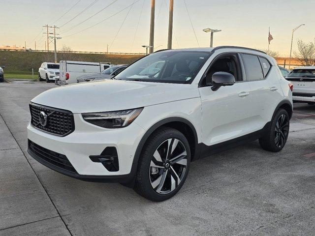 Thumbnail image of 2025 Volvo XC40 at Weston Nissan Volvo